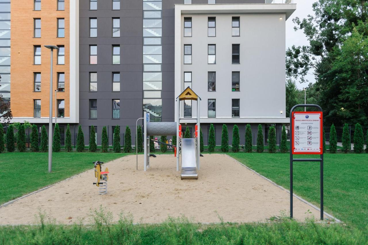Lumina Apartment With Balcony Overlooking The Park Łódź Buitenkant foto